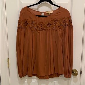 Auburn color long sleeve top